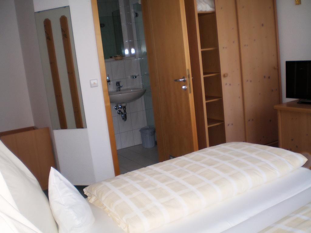 Berghotel Schiller Schonach im Schwarzwald Habitación foto