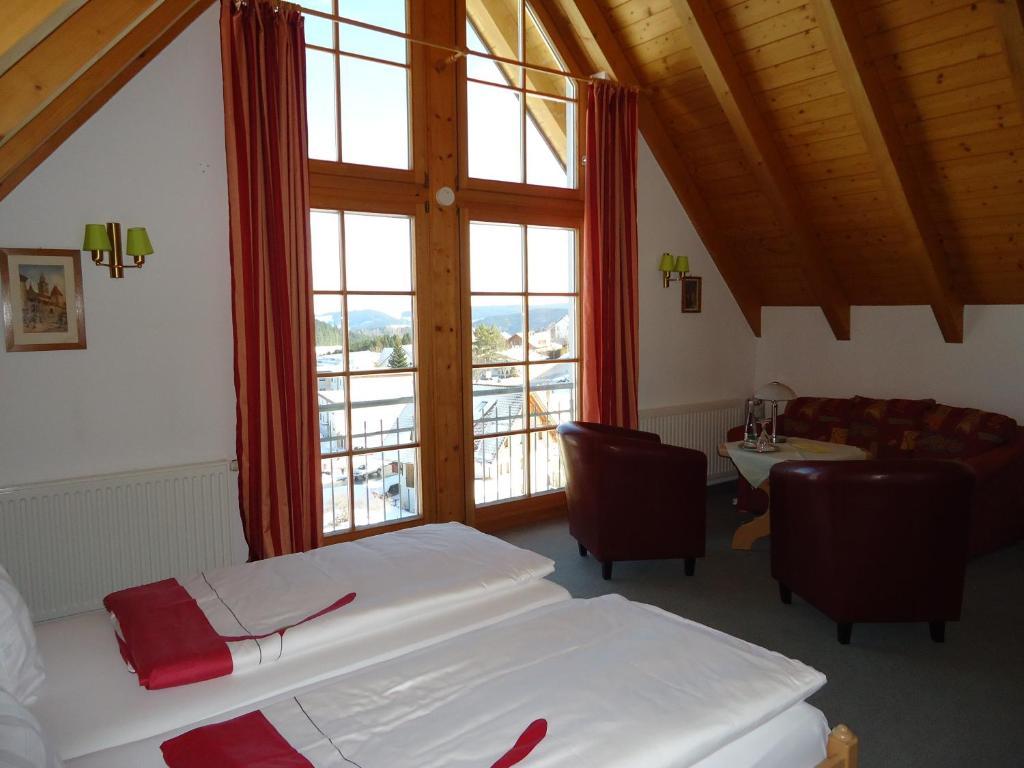 Berghotel Schiller Schonach im Schwarzwald Habitación foto